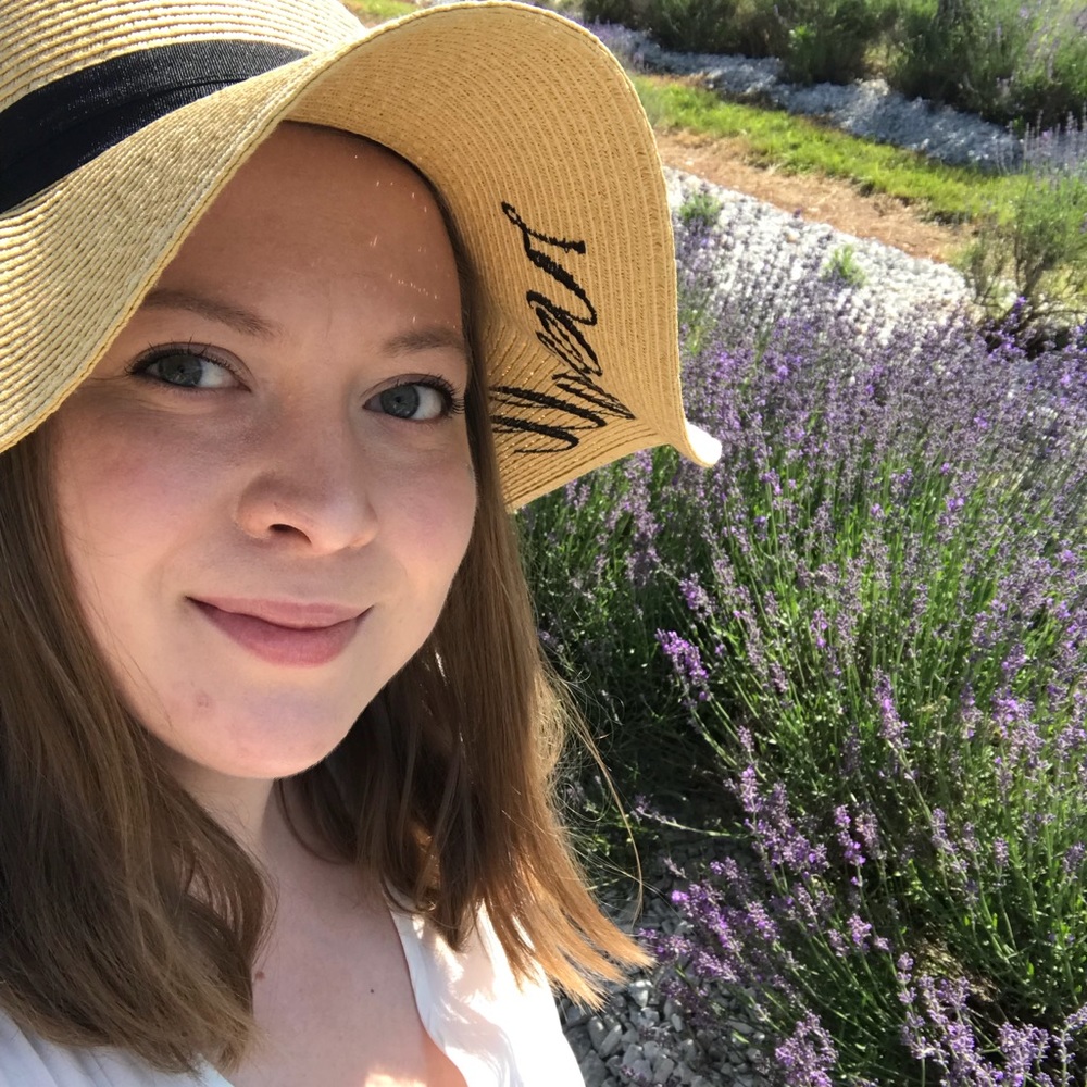 Meet your Posher, Anna